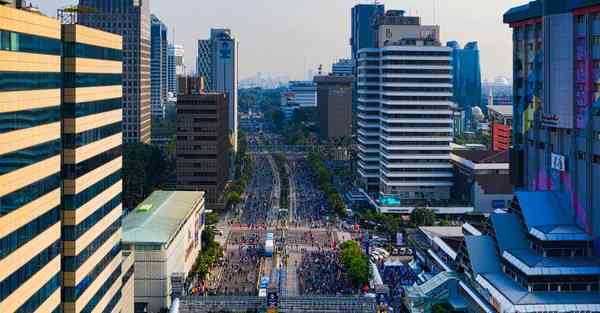 2022年农历六月二十二日出生女孩五行缺金有气质好听名字