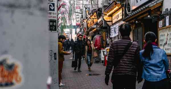 2019猪年清明节出生男孩五行缺水要怎么起名字